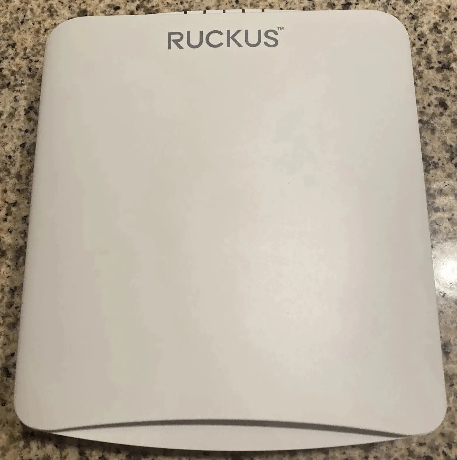 USED - Ruckus ZoneFlex R750 2400Mbps Wi-Fi Access Point - USED