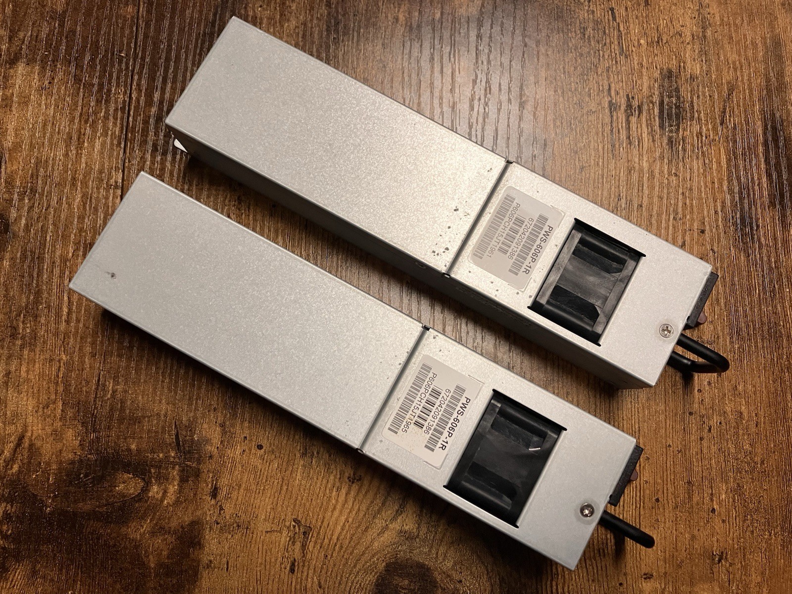Lot of 2 Supermicro PWS-606P-1R 600W 80+ Platinum Server Power Supply Supplies