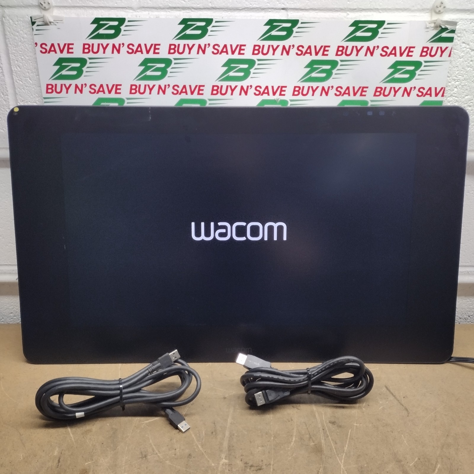 Wacom Cintiq Pro 24 Touch DTH-2420 LCD Tablet w/ Power Adapter & Cables - USED