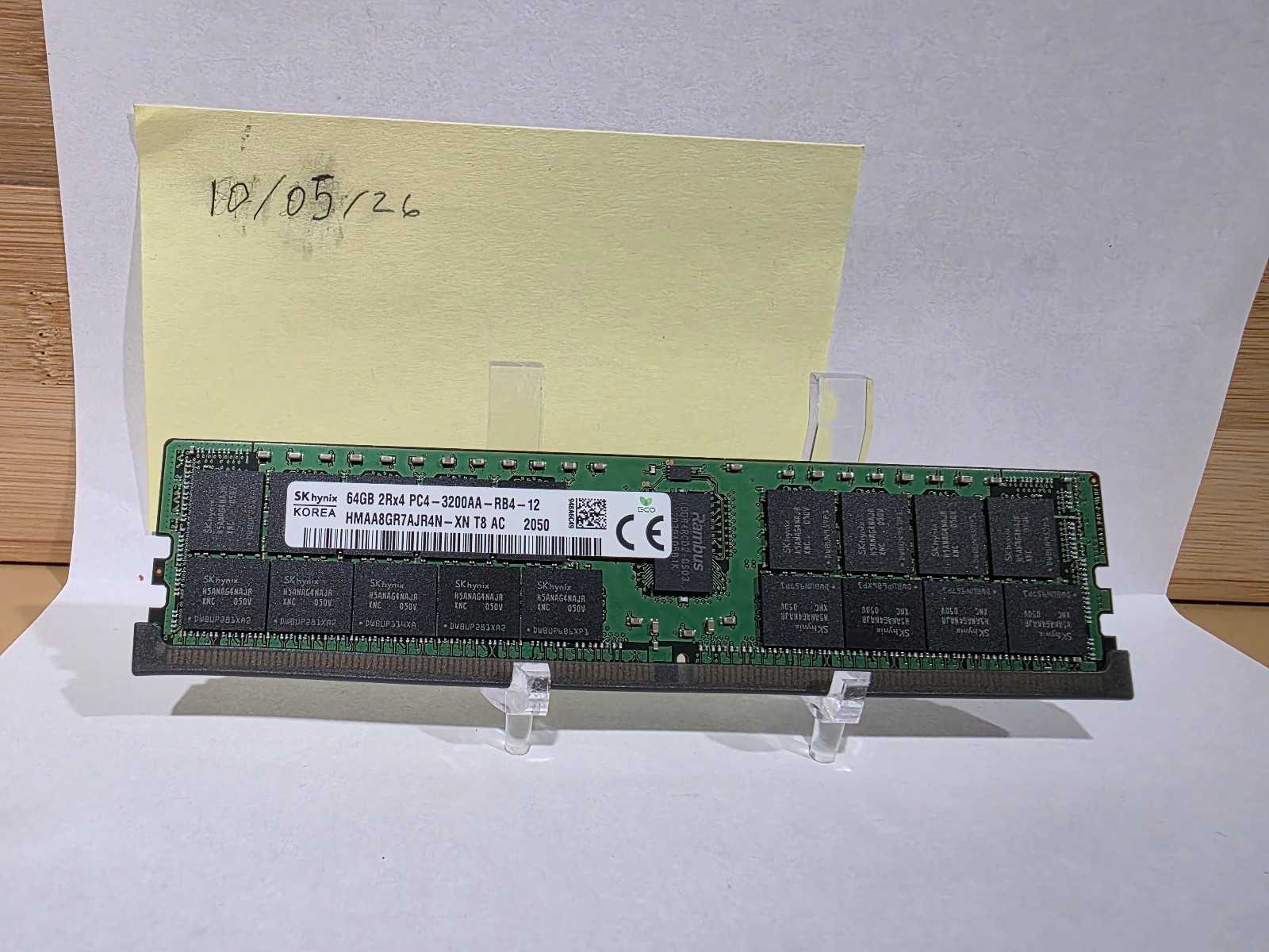 SK Hynix 64GB (1x64GB) 2Rx4 PC4-3200AA DDR4 HMAA8GR7AJR4N-XN Server Memory