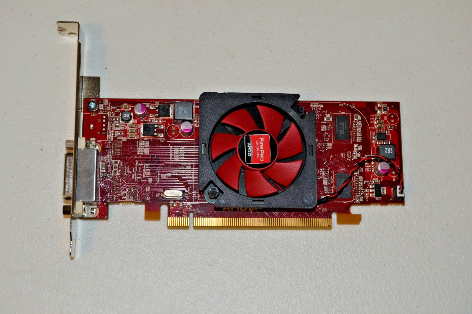 AMD FirePro 2270 PCIe 512mb video card NO CABLE