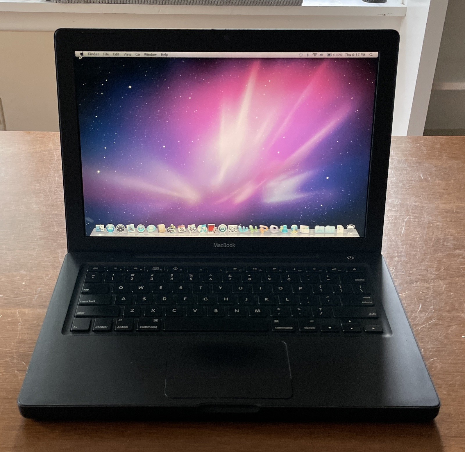 2008 Apple MacBook A1181 Black - Working w/batt, chrg, OS 10.6.8