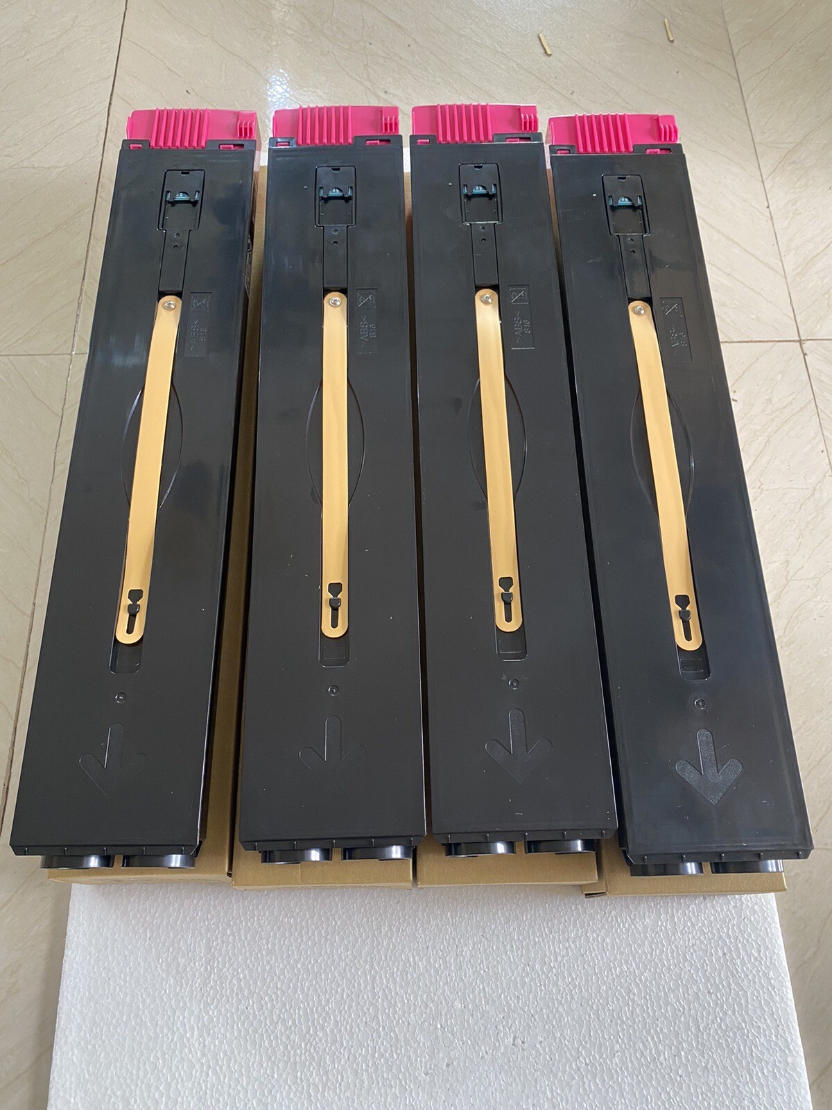 4 pcs Toner Cartridge Xerox Docu color 240 242 250 252 260 MAGENTA japan toner .