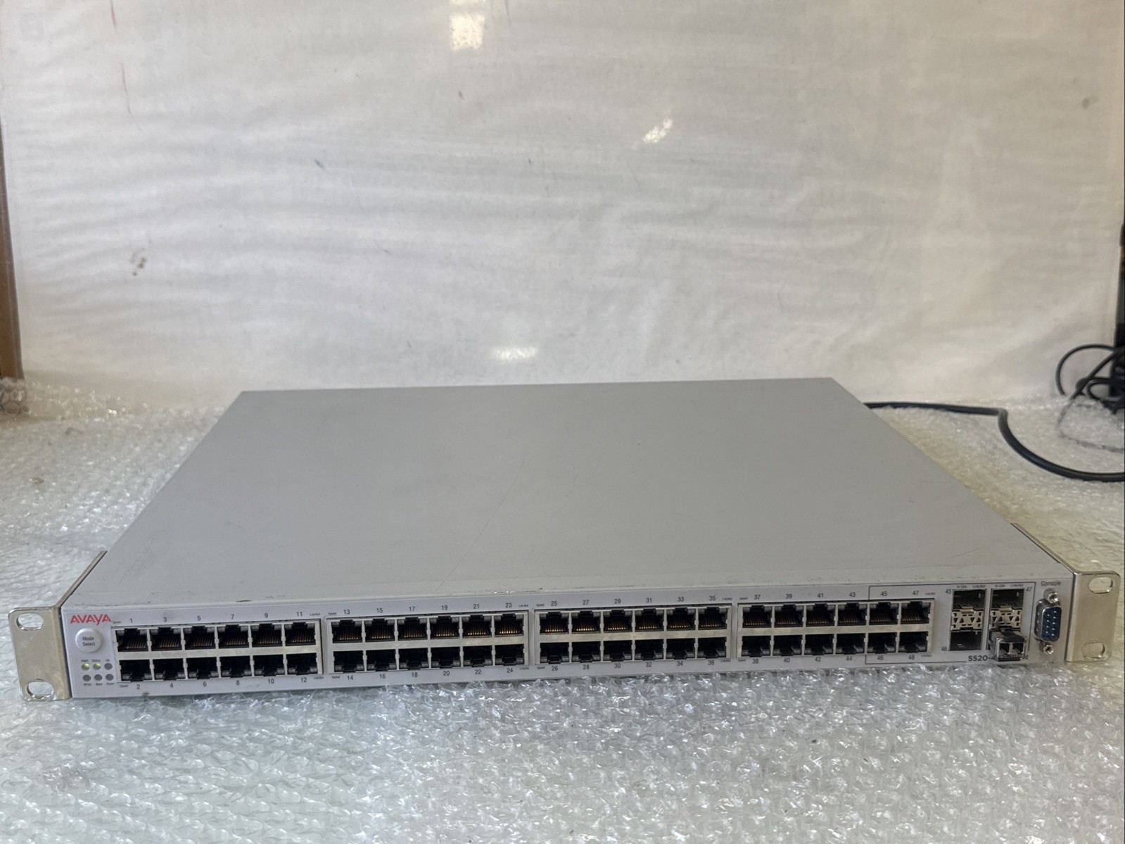 Avaya Networks Baystack 5520-48T-PWR Ethernet Routing Switch