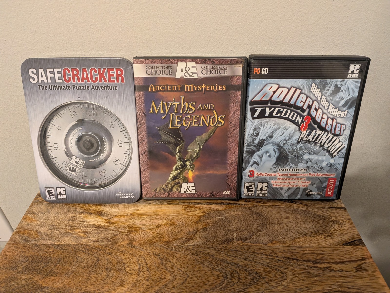 PC CD ROM Casual Game Lot 4 Roller Coaster Tycoon Safe Cracker + Windows