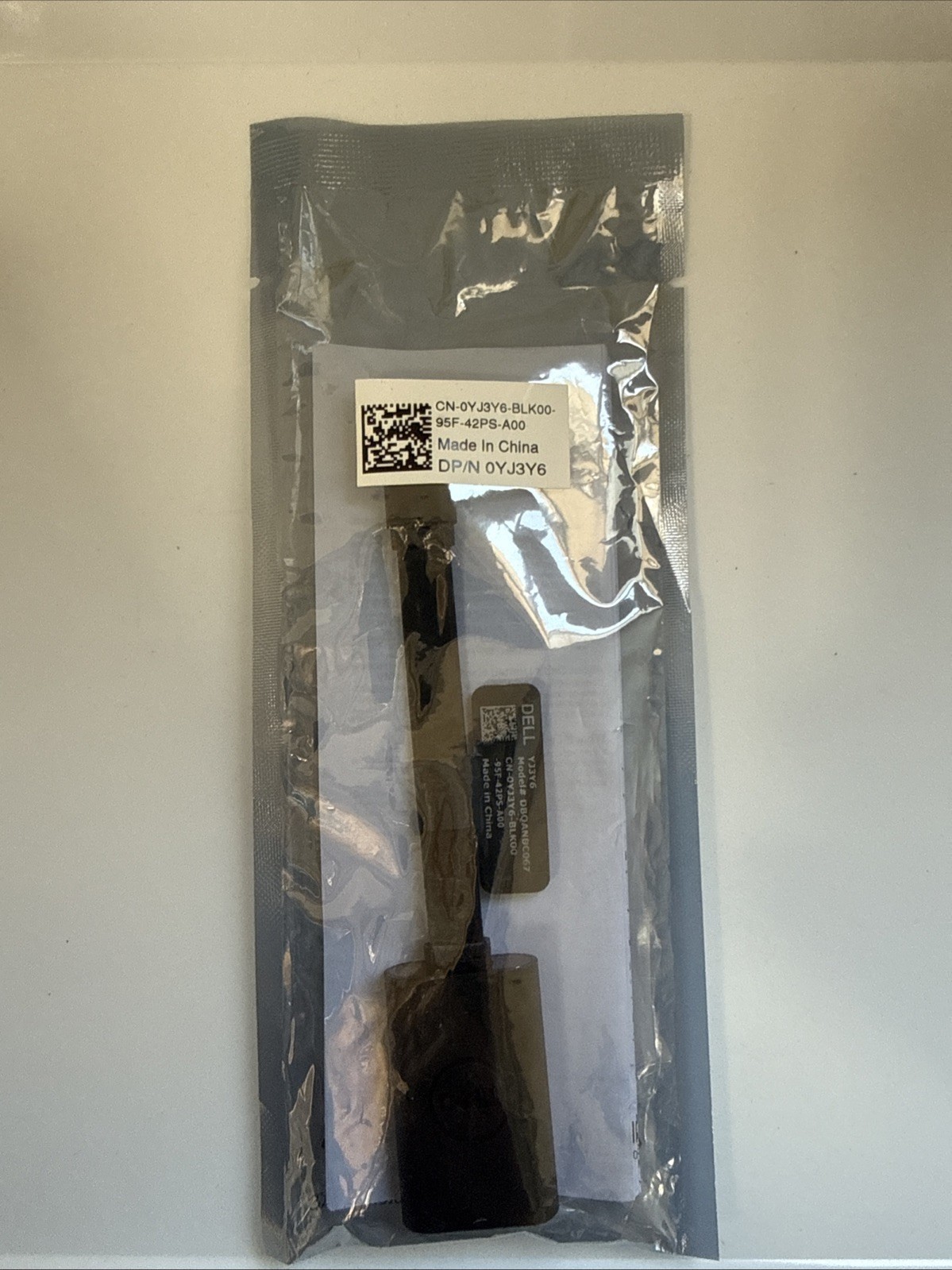 Lot of 45 Genuine DELL USB-C to DISPLAYPORT (F) YJ3YS  DBQANBC067 New Sealed