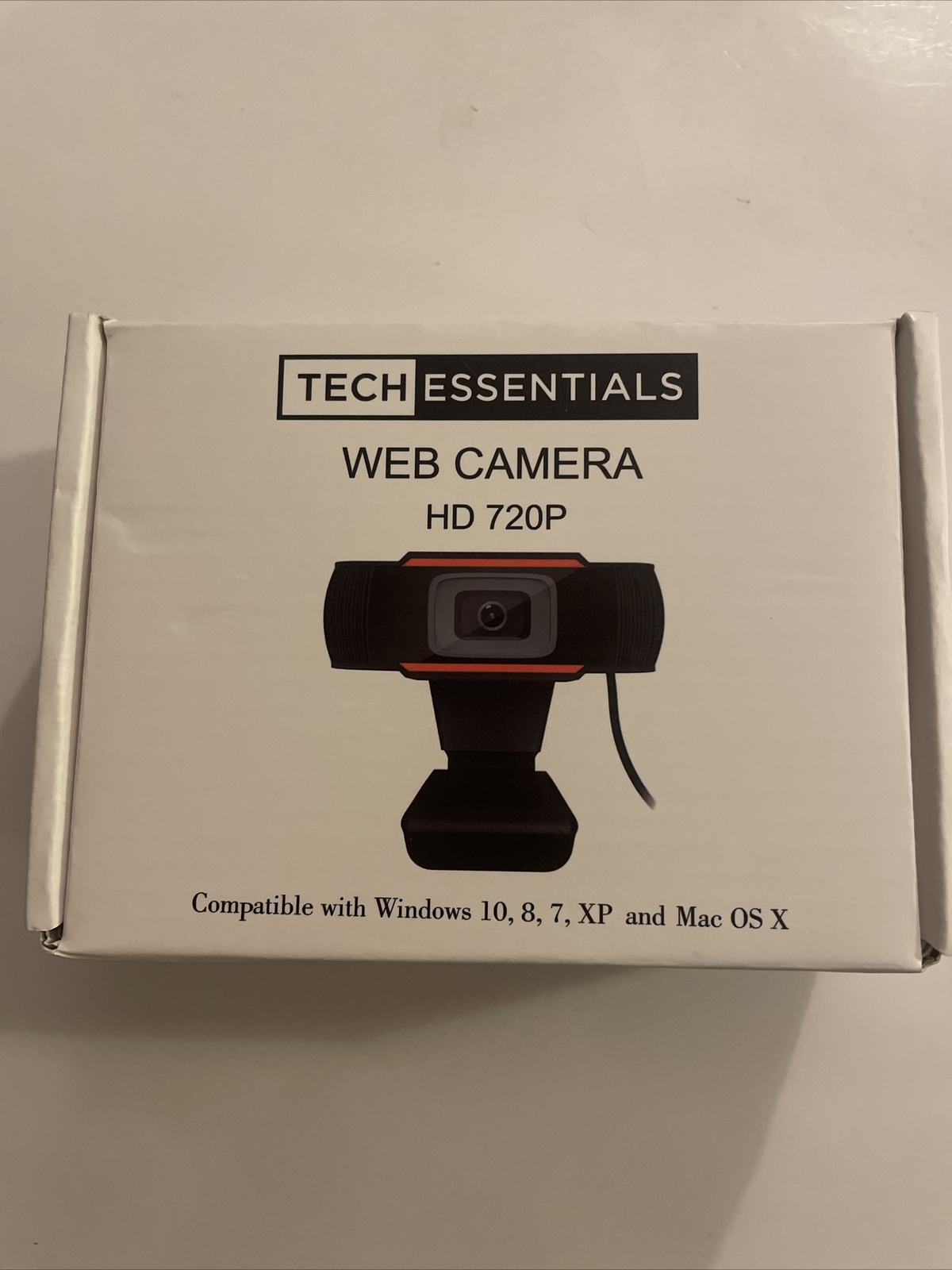 Tech Essentials Web Camera HD 720P w/microphone