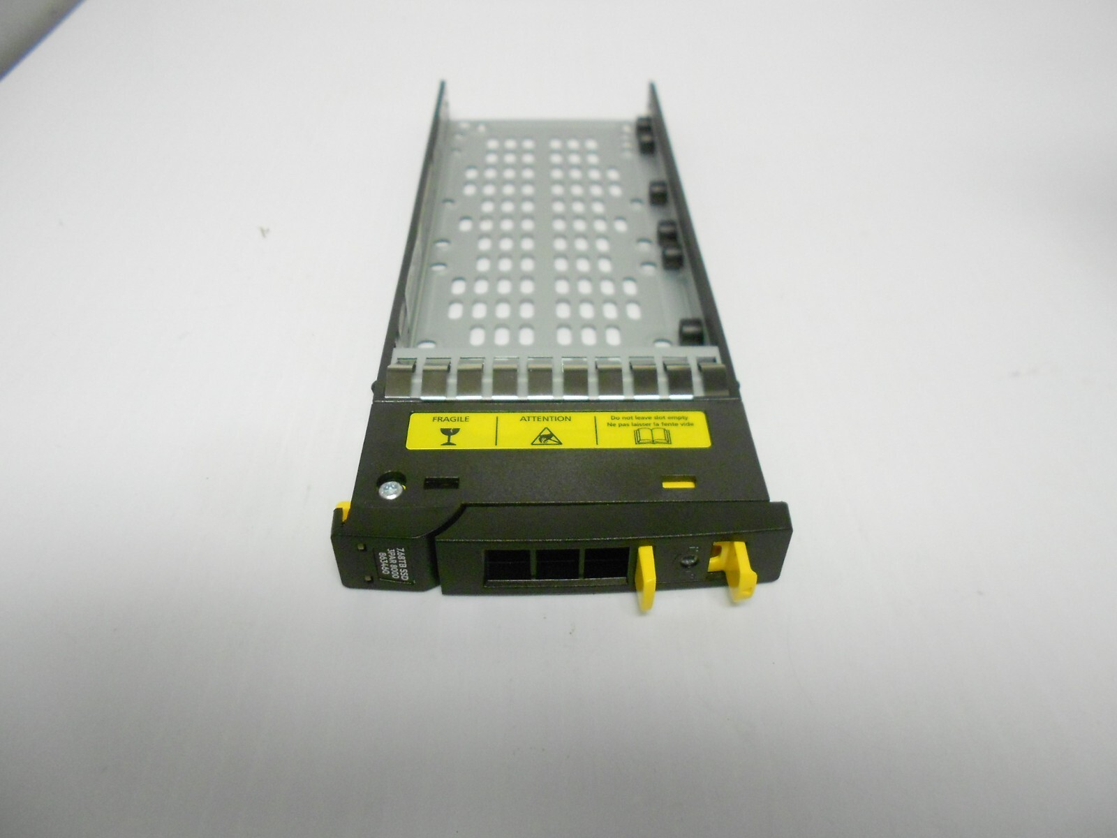 U85356 HPE 3PAR StoreServ 7200 7400 8200 710386001 M6710 Hard Drive Tray G2U