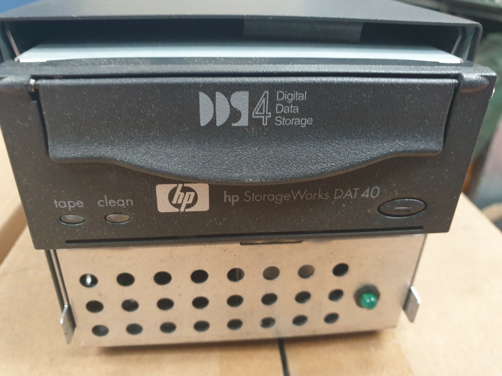 HP C5687-60009 DAT 40 STORAGE WORKS  (IN12S3B2)