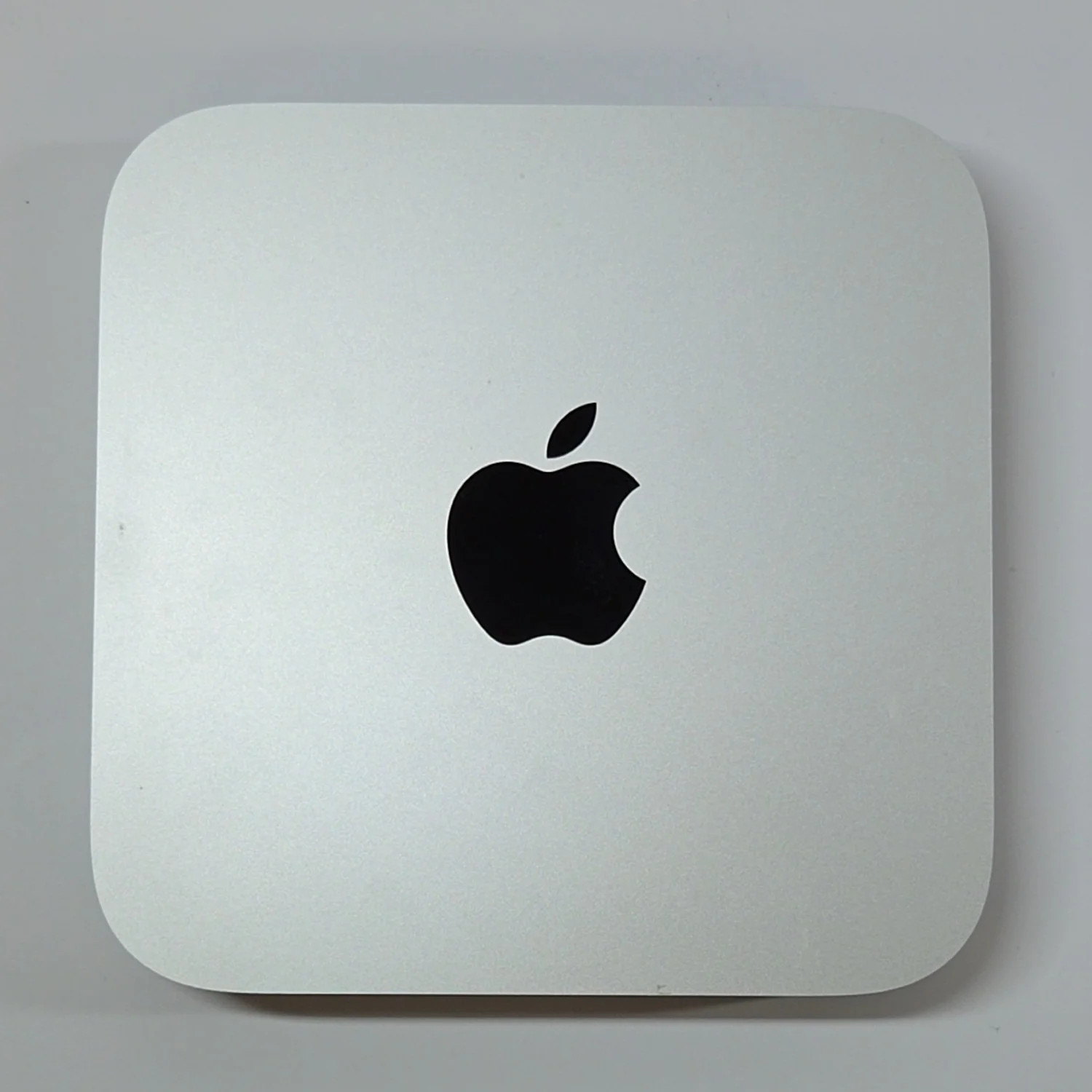 2023 Apple Mac Mini M2 10 Core 3.5GHz 8GB RAM 256GB SSD A2686