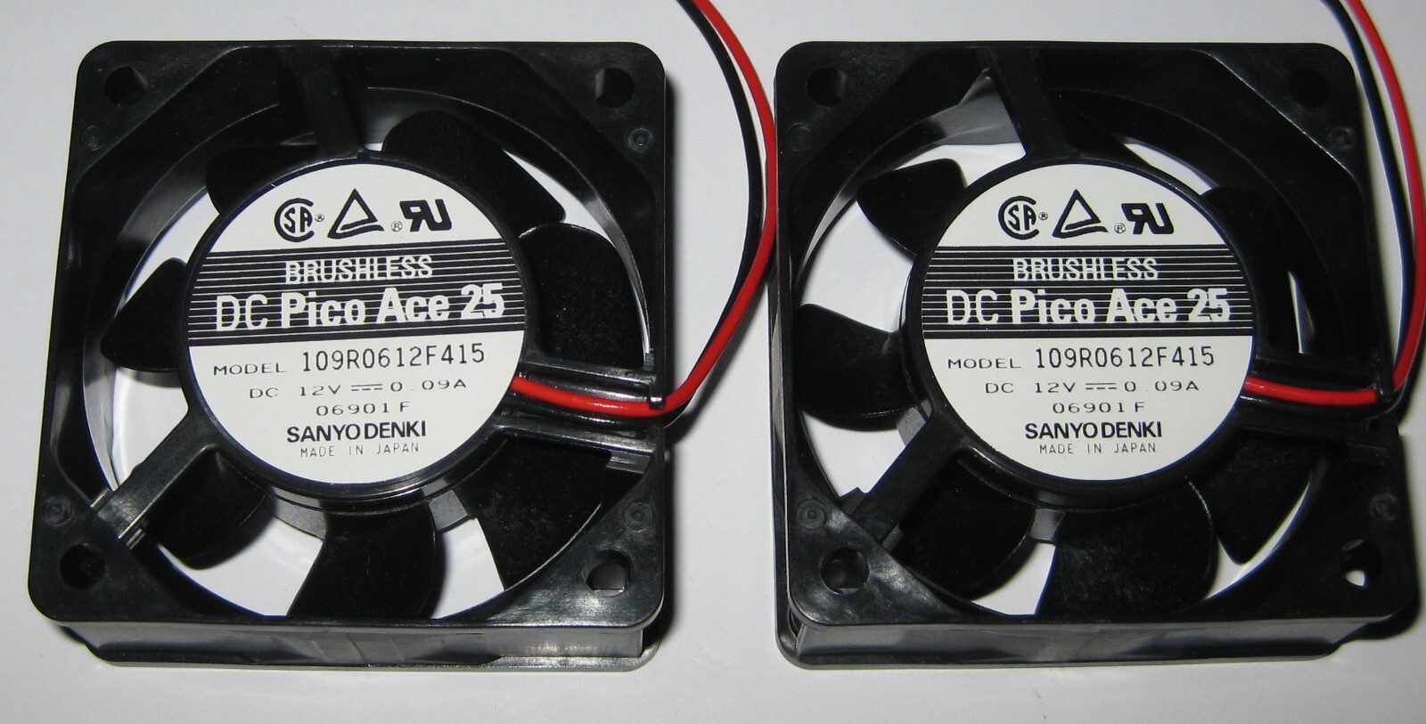 2 X Sanyo Denki Pico Ace 25 - 12 V DC - 60mm Cooling Fan - 3100 RPM - Japan Made
