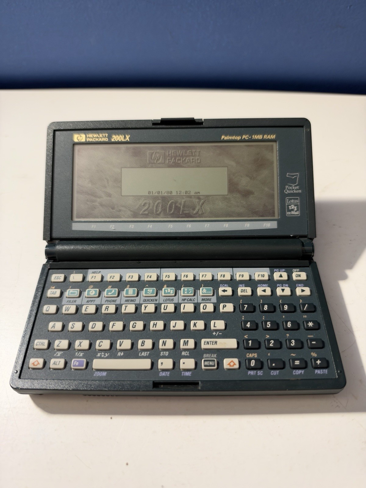Hewlett Packard HP 200LX Pocket Computer Palmtop PC 1MB RAM Vintage