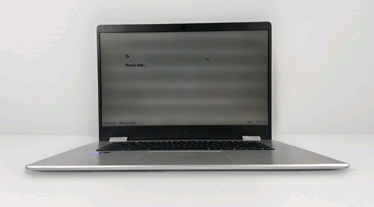  ASUS CHROMEBOOK C523N 15.6" Laptop Computer Intel 