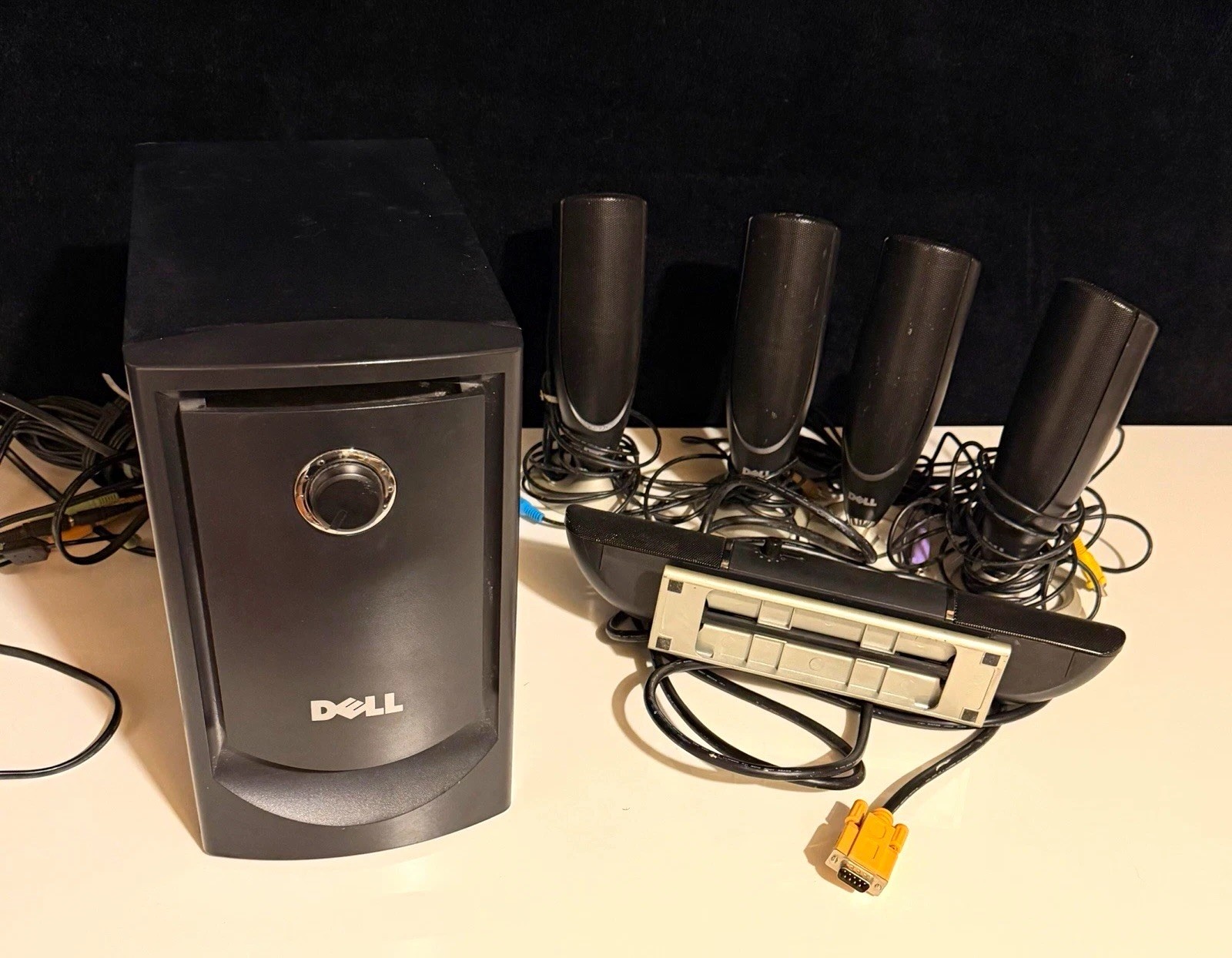 Dell MMS 5650 5.1 Surround Sound System Subwoofer + 4 Speakers + Center Untested