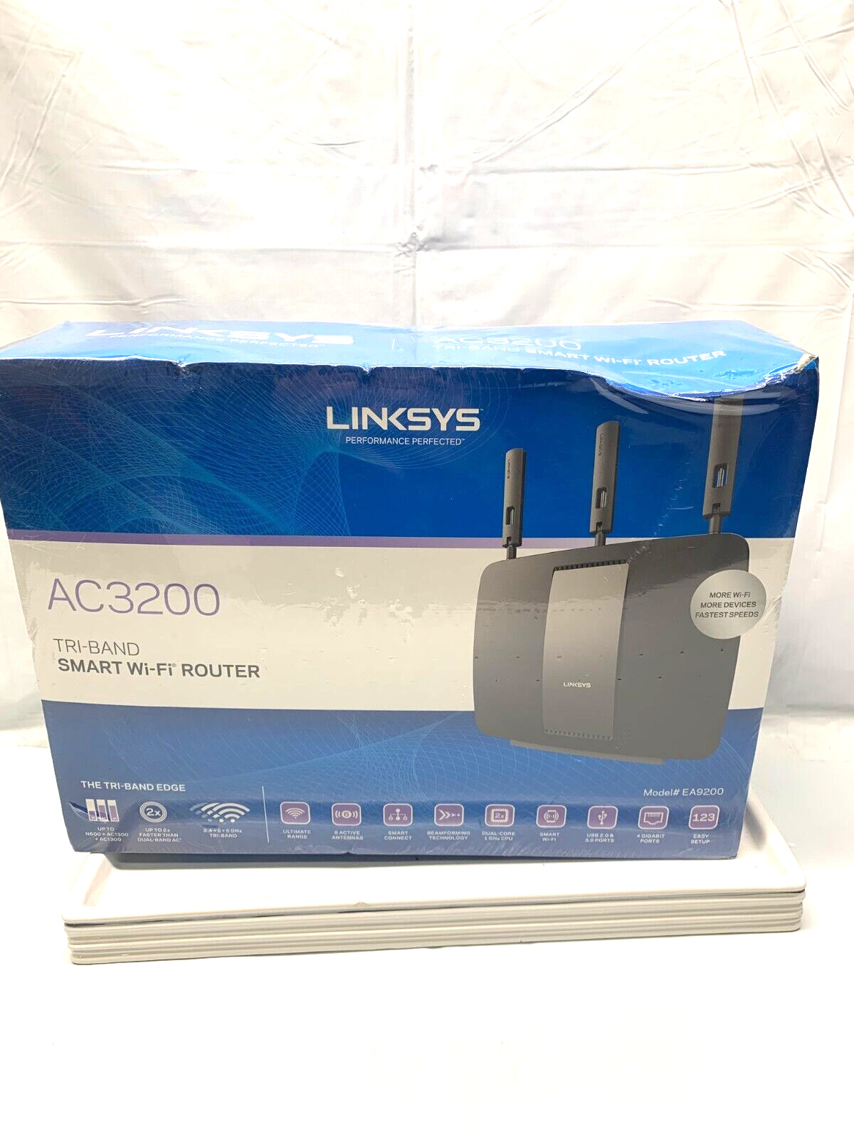 LINKSYS AC3200 Tri Band Smart WiFi  Router #EA9200-4gB*New-Sealed-Box Damage