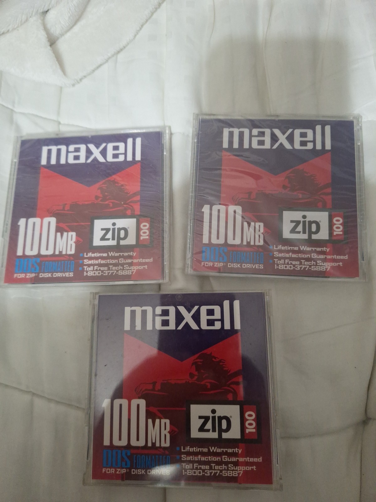 Maxell Zip 100 Disk 100MB DOS Formatted For Zip Drive 3 Pack 2 New Sealed 1 Open