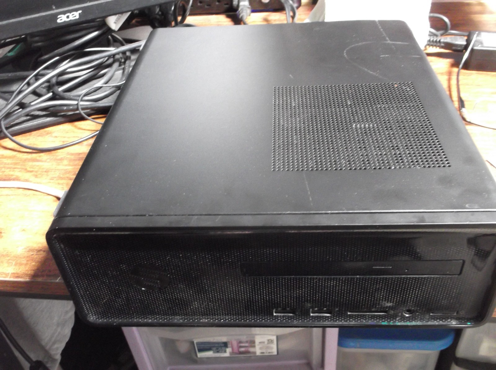HP Slim Desktop 290-a0046 7th Gen AMD A9-9425- 8GB Ram - 1TB-WIFI-PS-Win 11