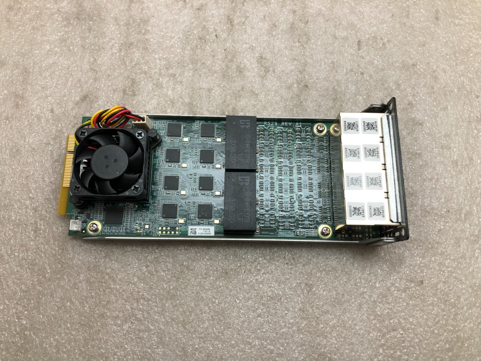 R529 REV A1 2x Intel I350-AM4 8x 1GbE SFP Ports GREAT CONDITION 