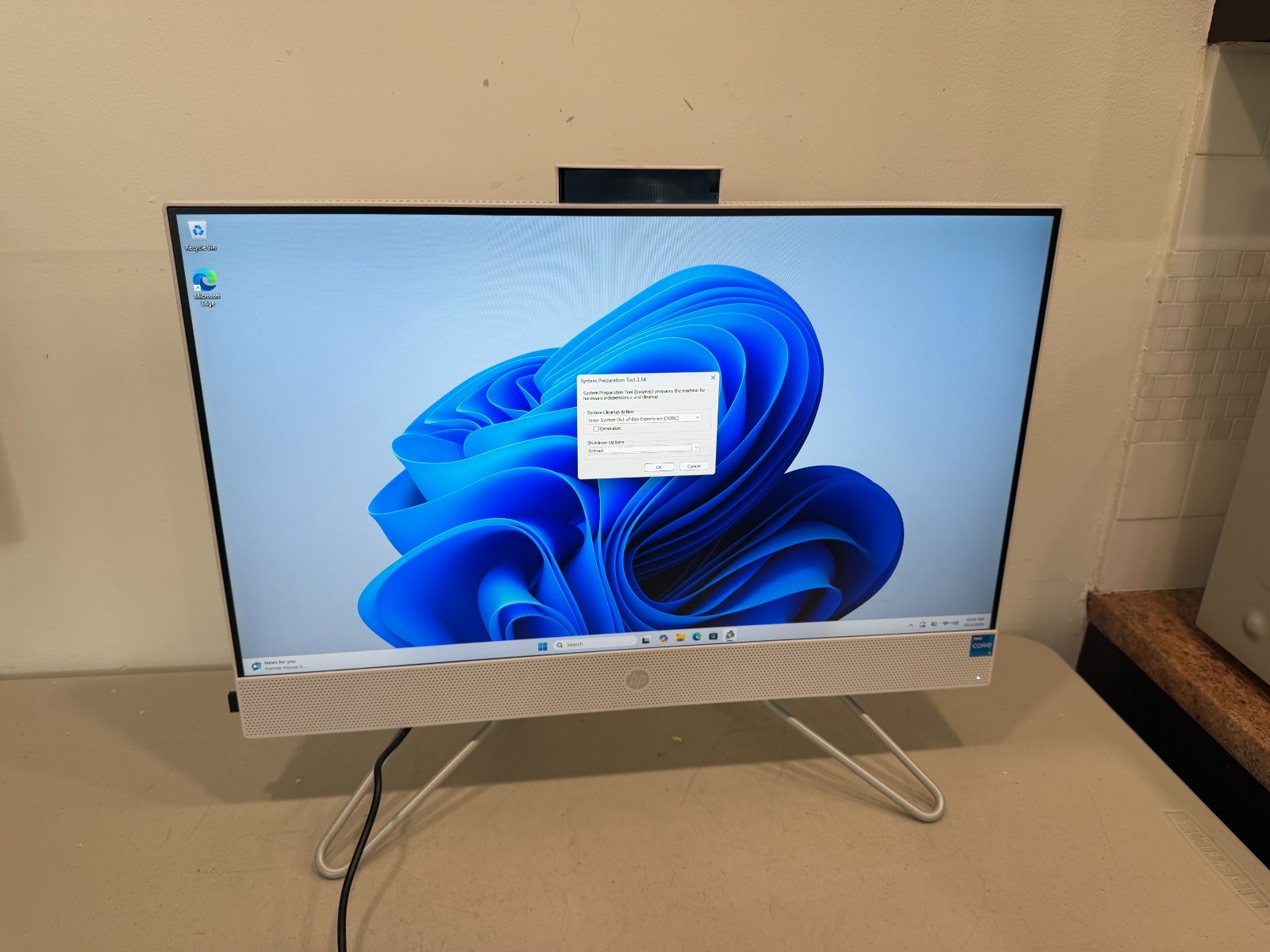 HP 24" Touchscreen All-in-One PC i5-1235U 8GB RAM 512GB NVMe SSD Windows 11