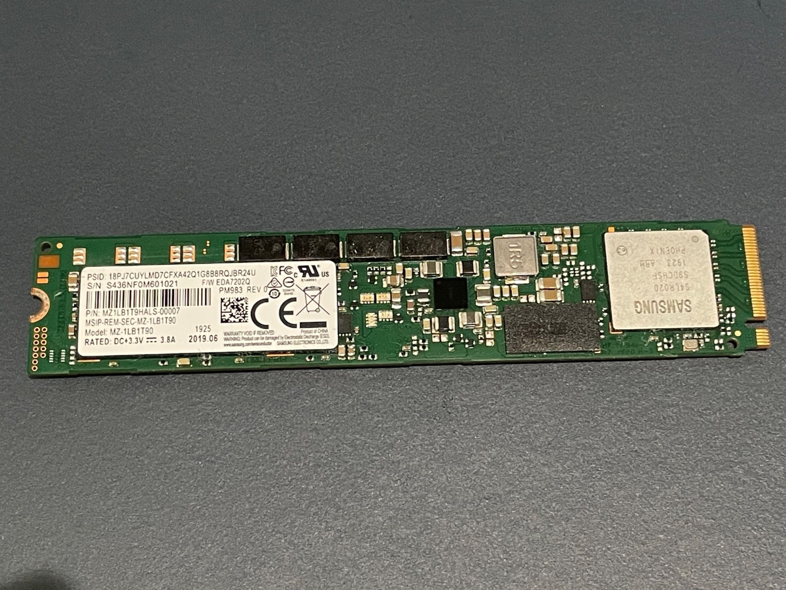 Samsung PM983 1.92TB NVMe PCIe Gen3x4 (MZ-1LB1T90)