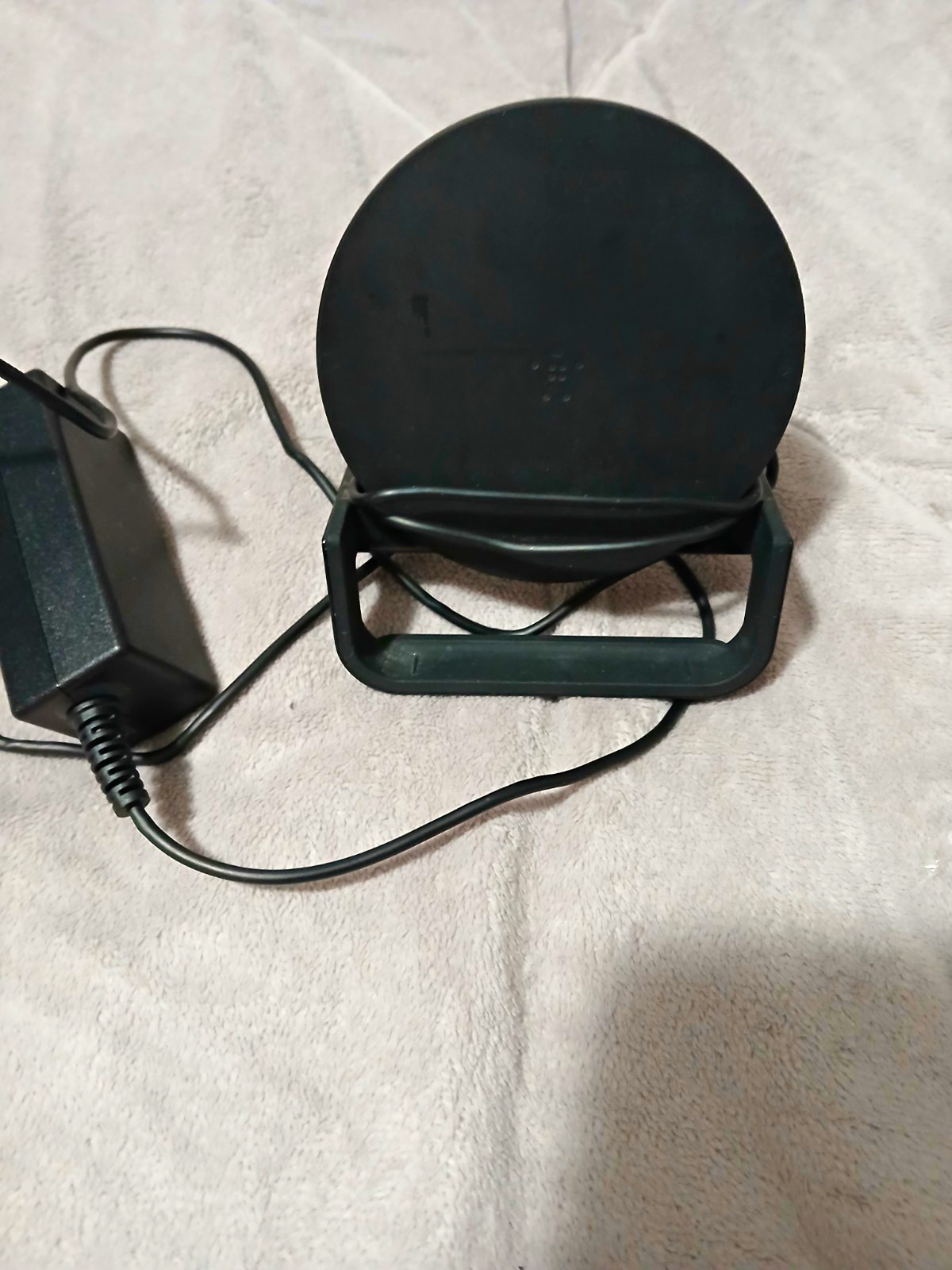 Belkin BoostCharge 10W Qi Wireless Charging Stand, Black