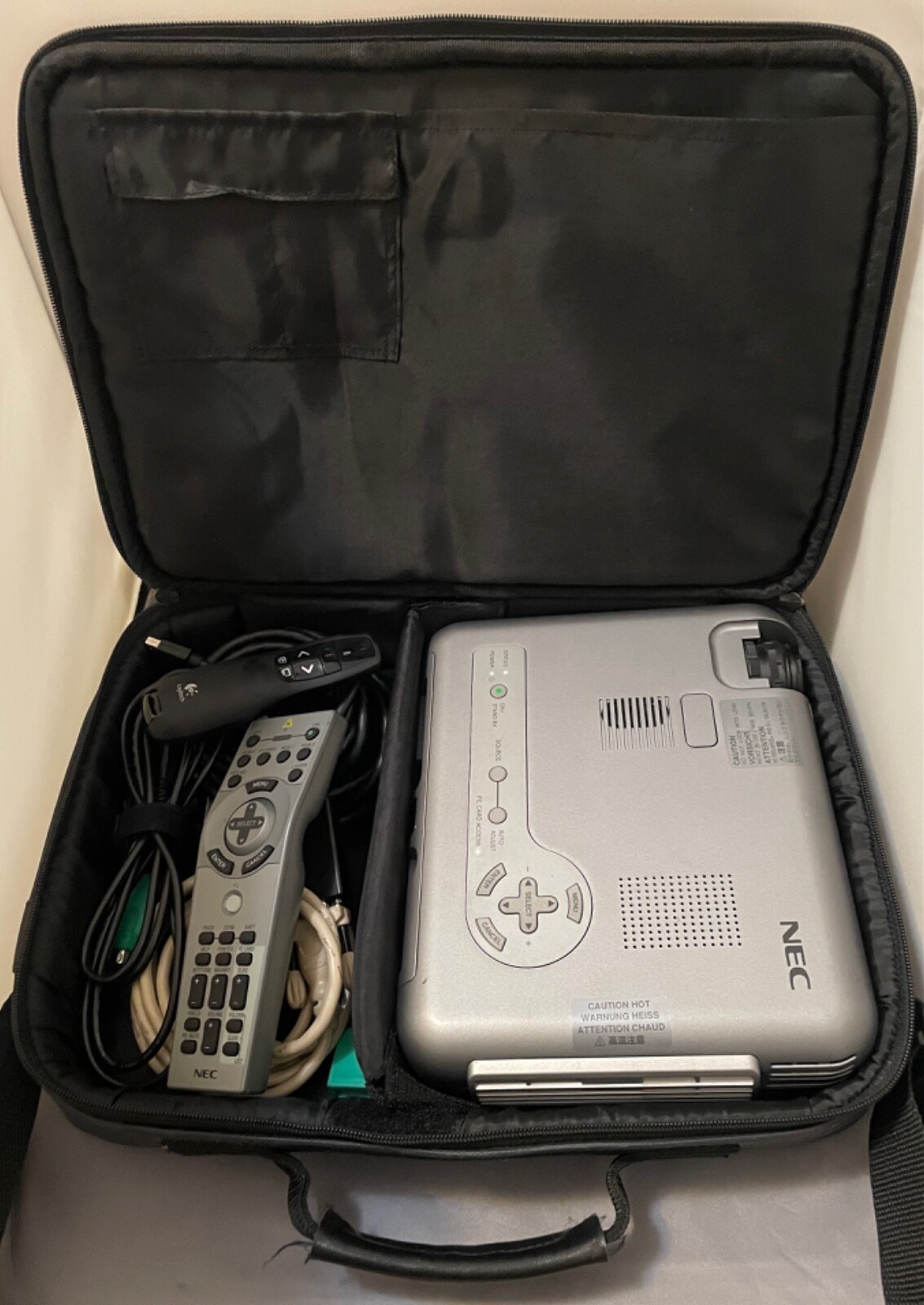 NEC LT150z Portable Presentation Projector