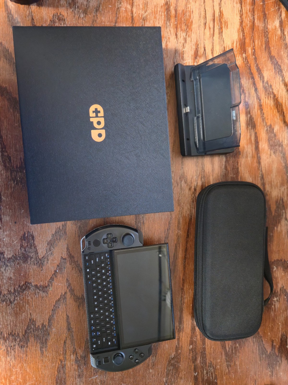 GPD Win 4 Black Bundle AMD 6800U 32GB RAM 2TB SSD - Dock, Case, Box PTM7950