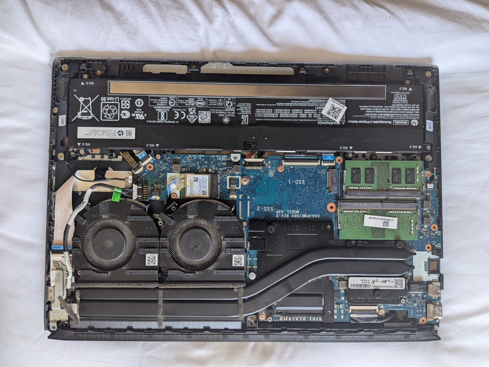 HP Victus 15.6'' (512GB SSD Intel Core i7-12650H, 2.30 GHz 32GB RAM, NVIDIA RTX