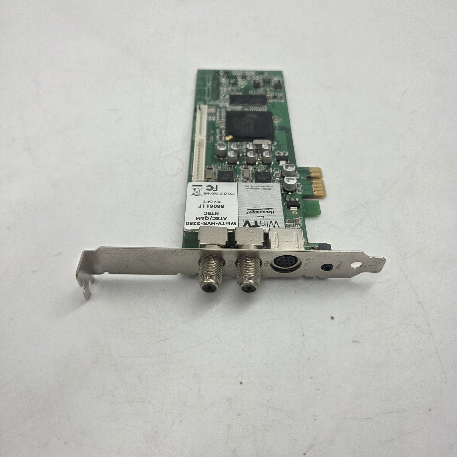 Hauppauge WinTV-HVR-2250 88061 LF PCIe Dual TV Tuner ATSC QAM NTSC Capture
