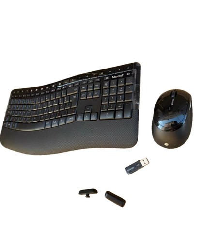 Microsoft Wireless Comfort 5050 Desktop Keyboard and Mouse Combo UK QWERTY