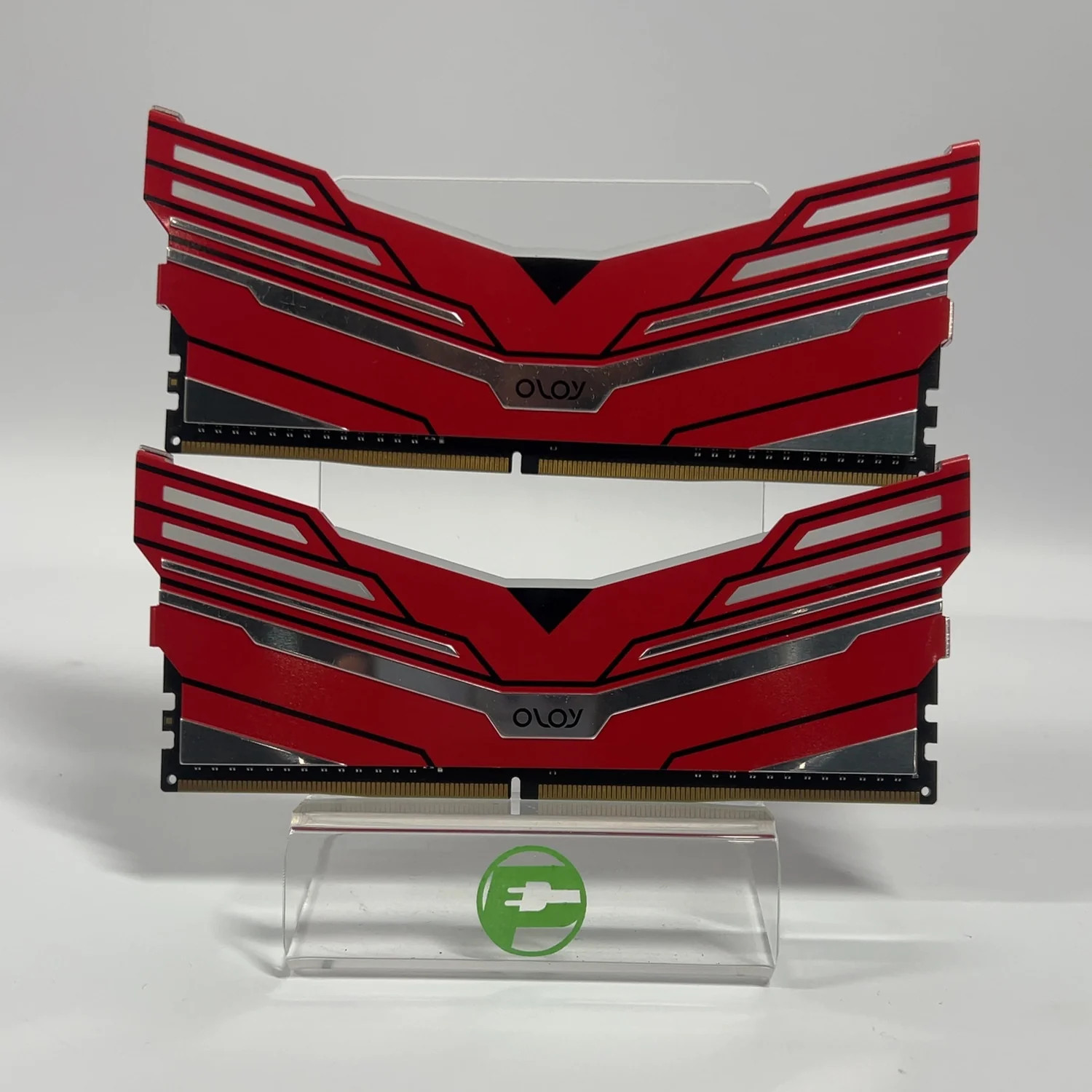 OLOy Warhawk Aura Sync 32GB (2x16GB) RAM DDR4 3000MHz MD4U093016BCDAB