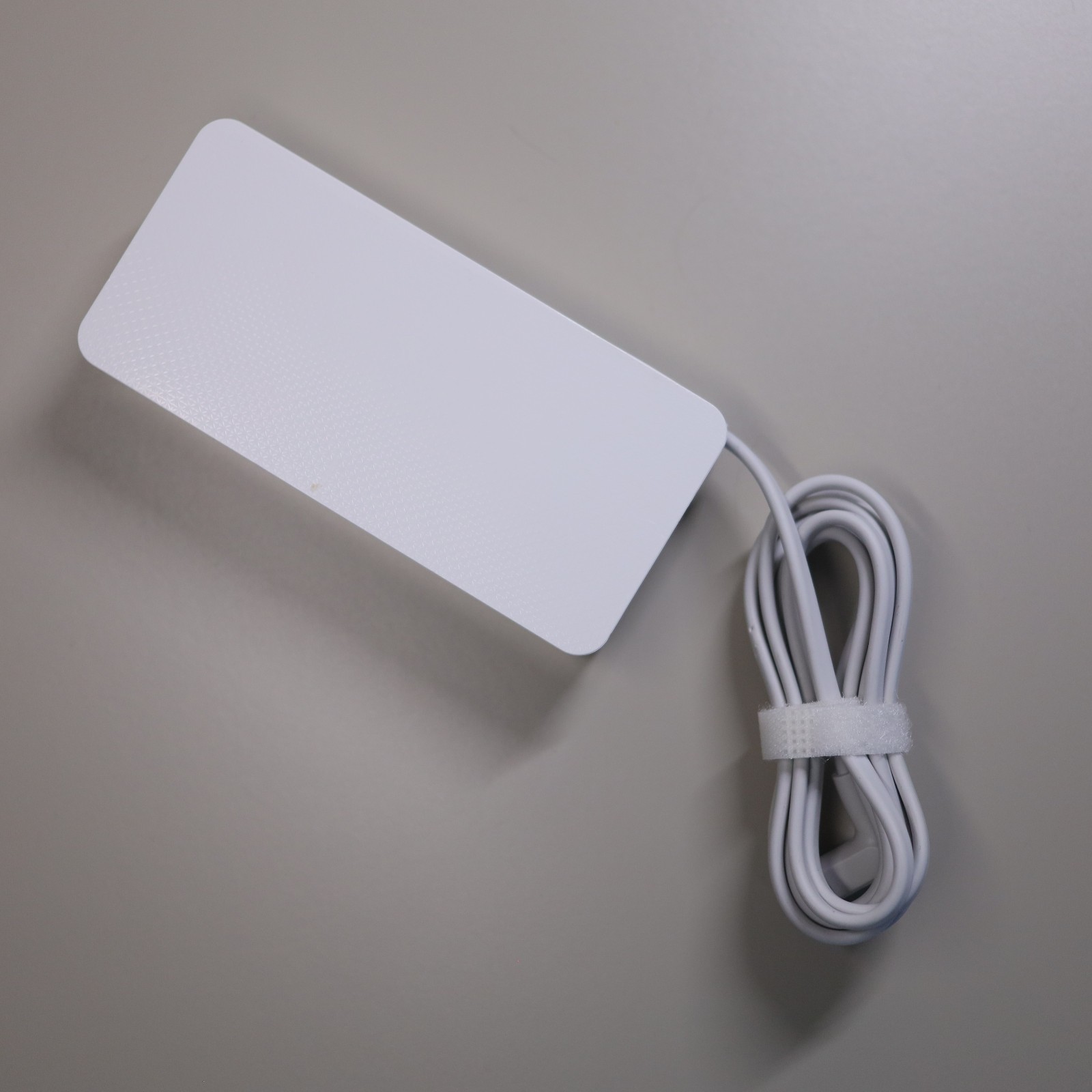 Genuine Samsung A7819_KDYW 19V 4.19A 78W Power Supply AC Adapter White
