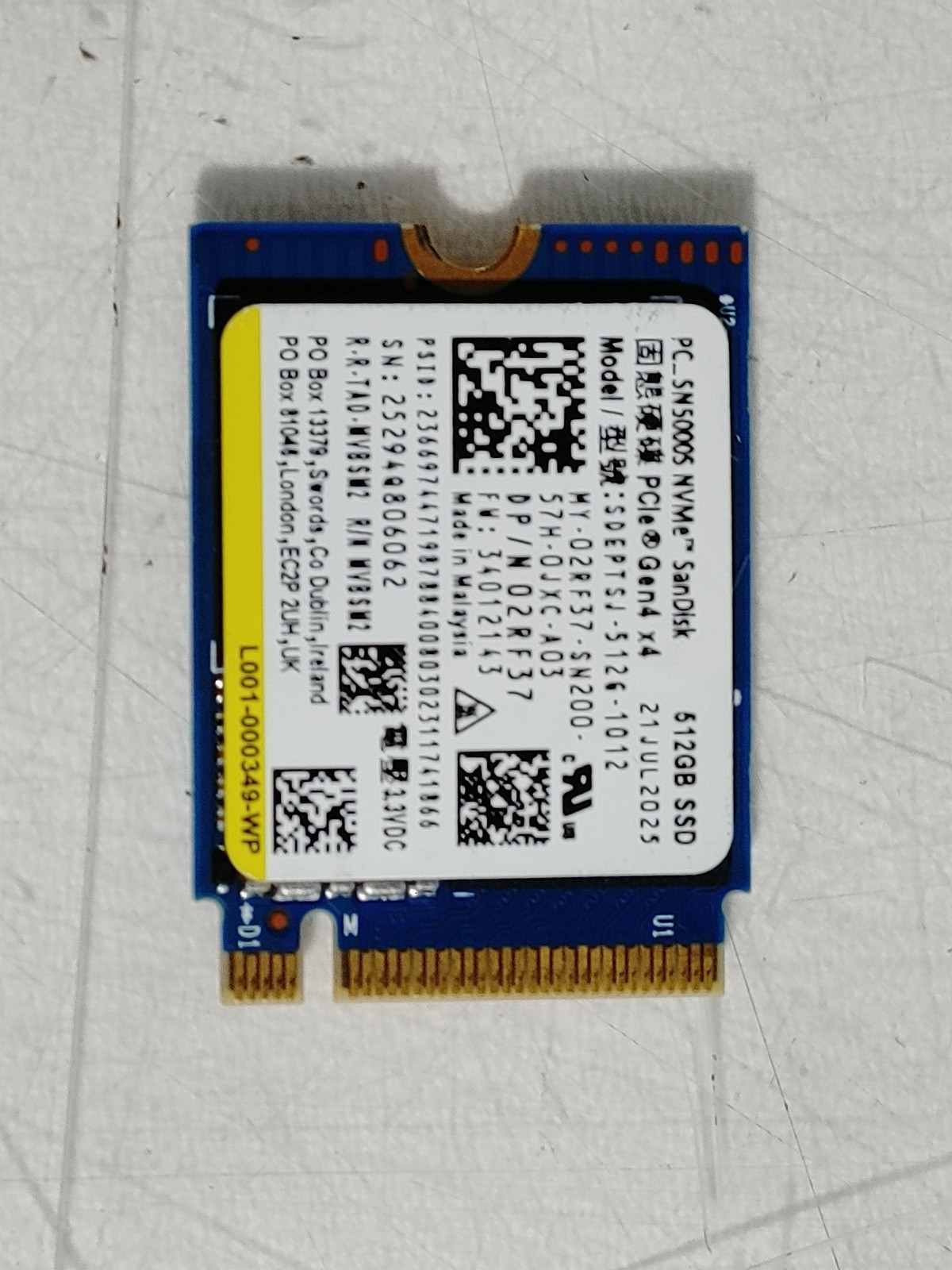 SanDisk SN5000S SDEPTSJ-512G 512 GB PCIe Gen4 30mm Solid State Drive