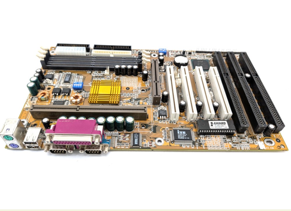 Gigabyte GA-6BXC REV 2.0 ATX Motherboard Socket/Socket Slot 1 SDRAM Motherboard
