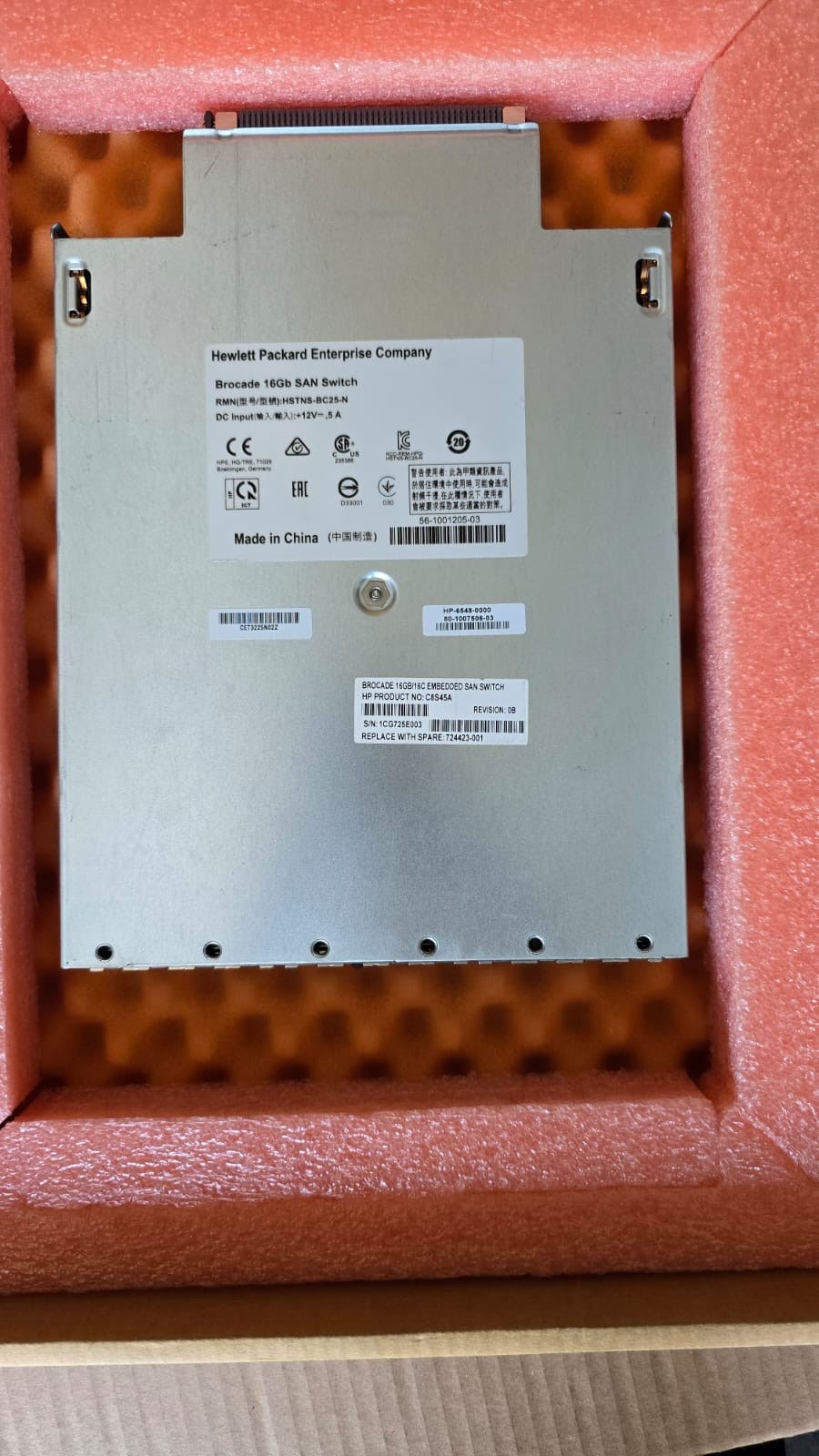 HP 724423-001 16GB BROCADE 16GB FC Switch C8S45A