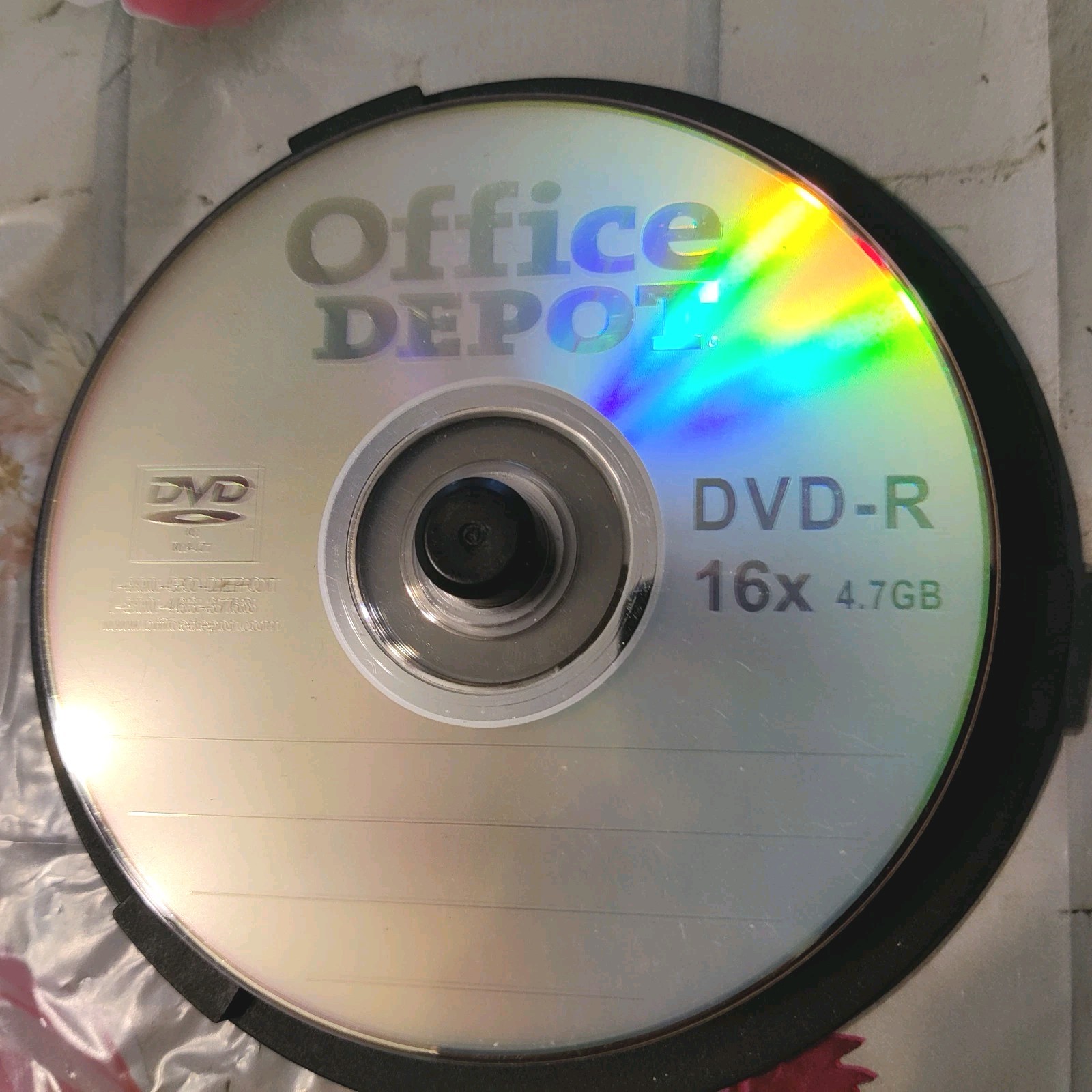 Office Depot: DVD-R  16x 4.7 GB 120 Minute 9 Discs Spindle Pack OPEN