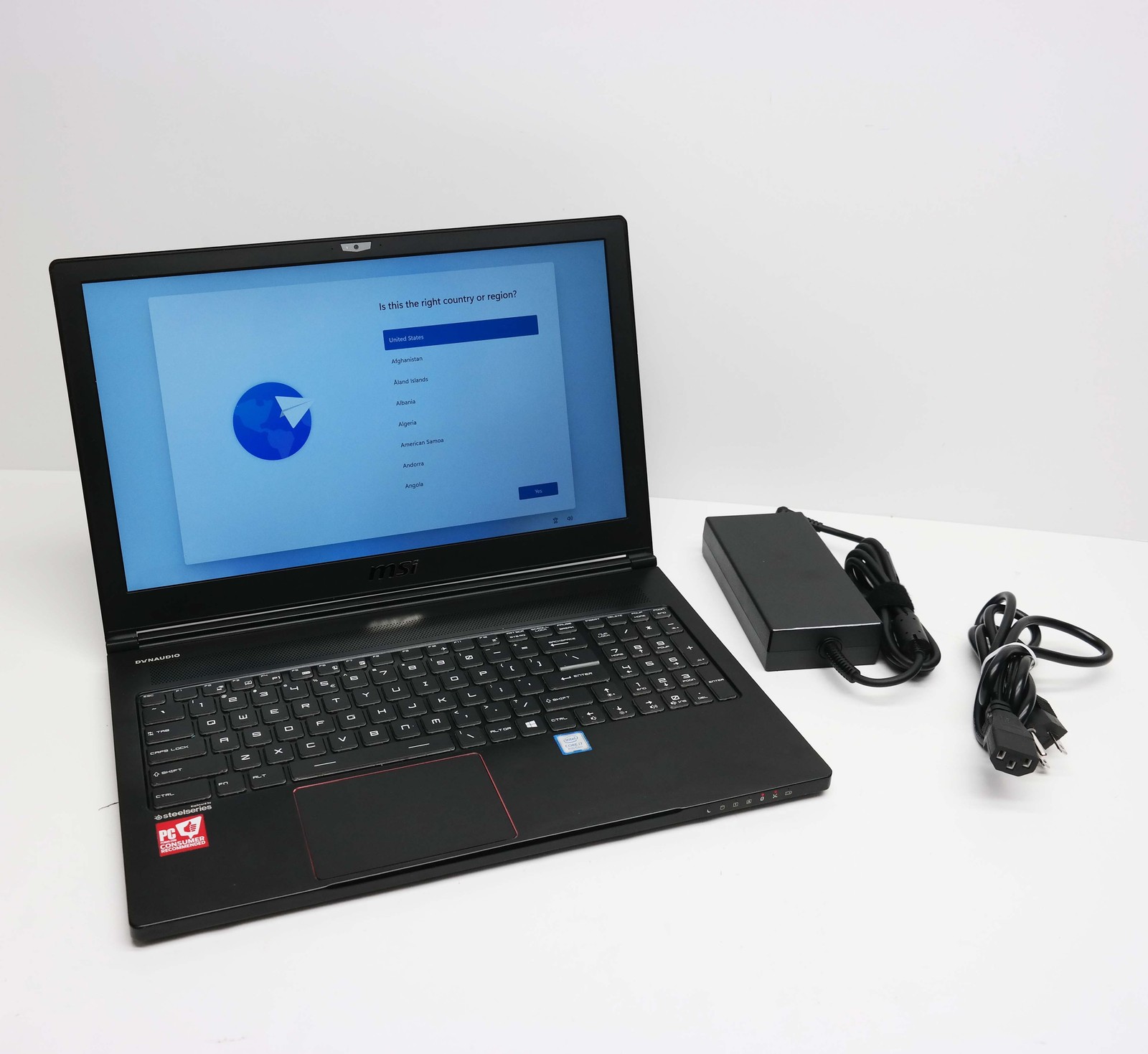 MSI GS63 Stealth 8RE 15.6" Core i7-8750H 16GB 1TB GTX 1060
