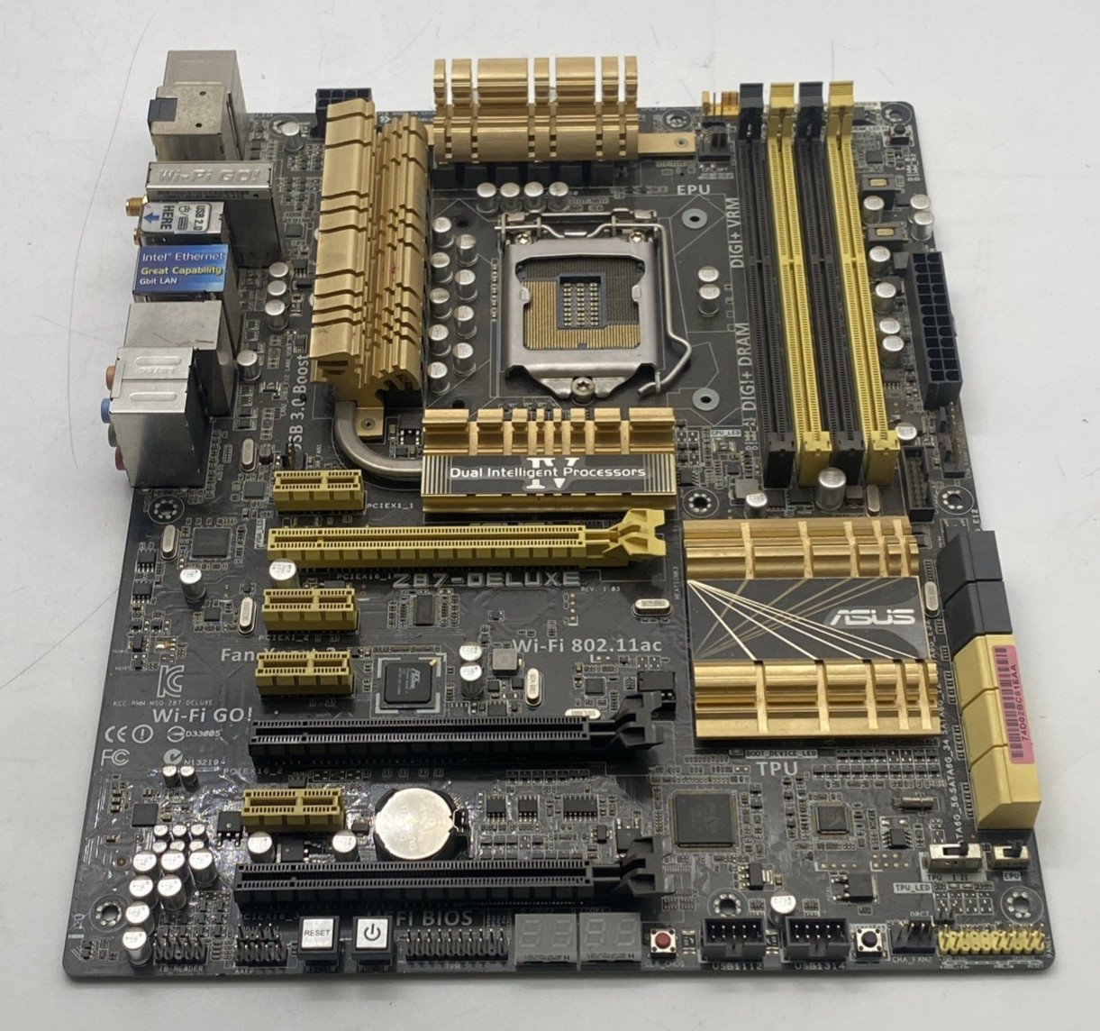 ASUS Z87-DELUXE Intel Motherboard