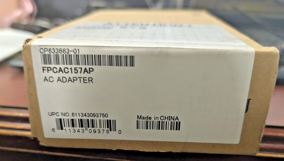 Fujitsu Ac Adapter  FPCAC157AP NEW