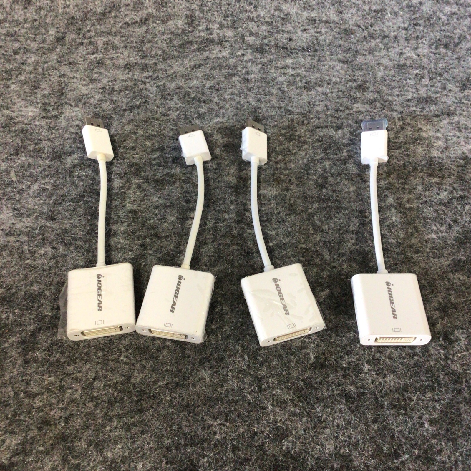 Lot Of 4 Iogear GDPDVIW6 DisplayPort to DVI Adapter New Other