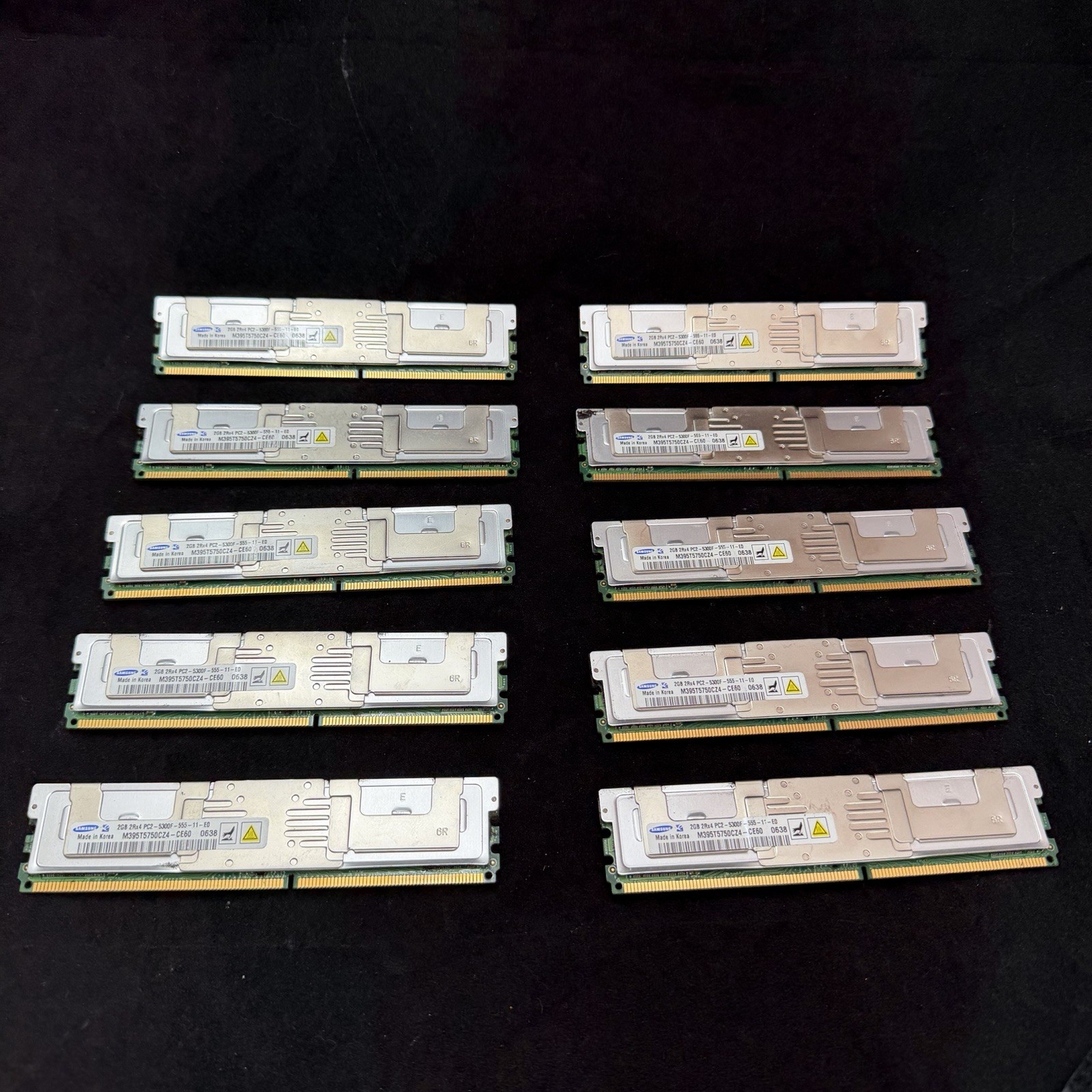 Lot of 10 Samsung 2GB 2Rx4 PC2-5300F-555-11-E0 RAM Silver (2GB x 10pcs = 20GB)