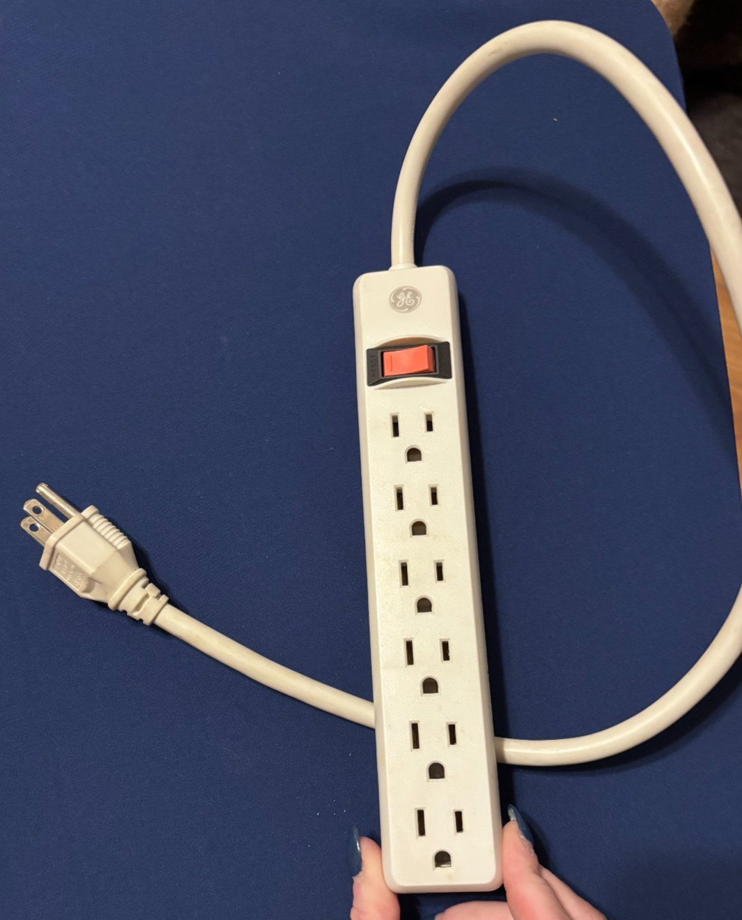 GE Relocatable Power Tap / Power Strip, 6 Outlets (E190399) White | 15A 125V