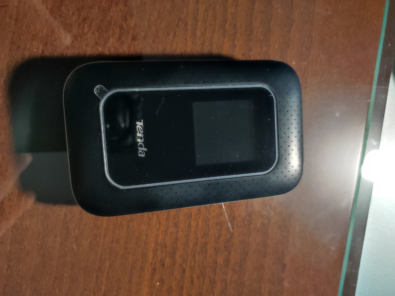 Tenda 4G185 150 Mbps 4G Mobile Hotspot Device - Unlocked