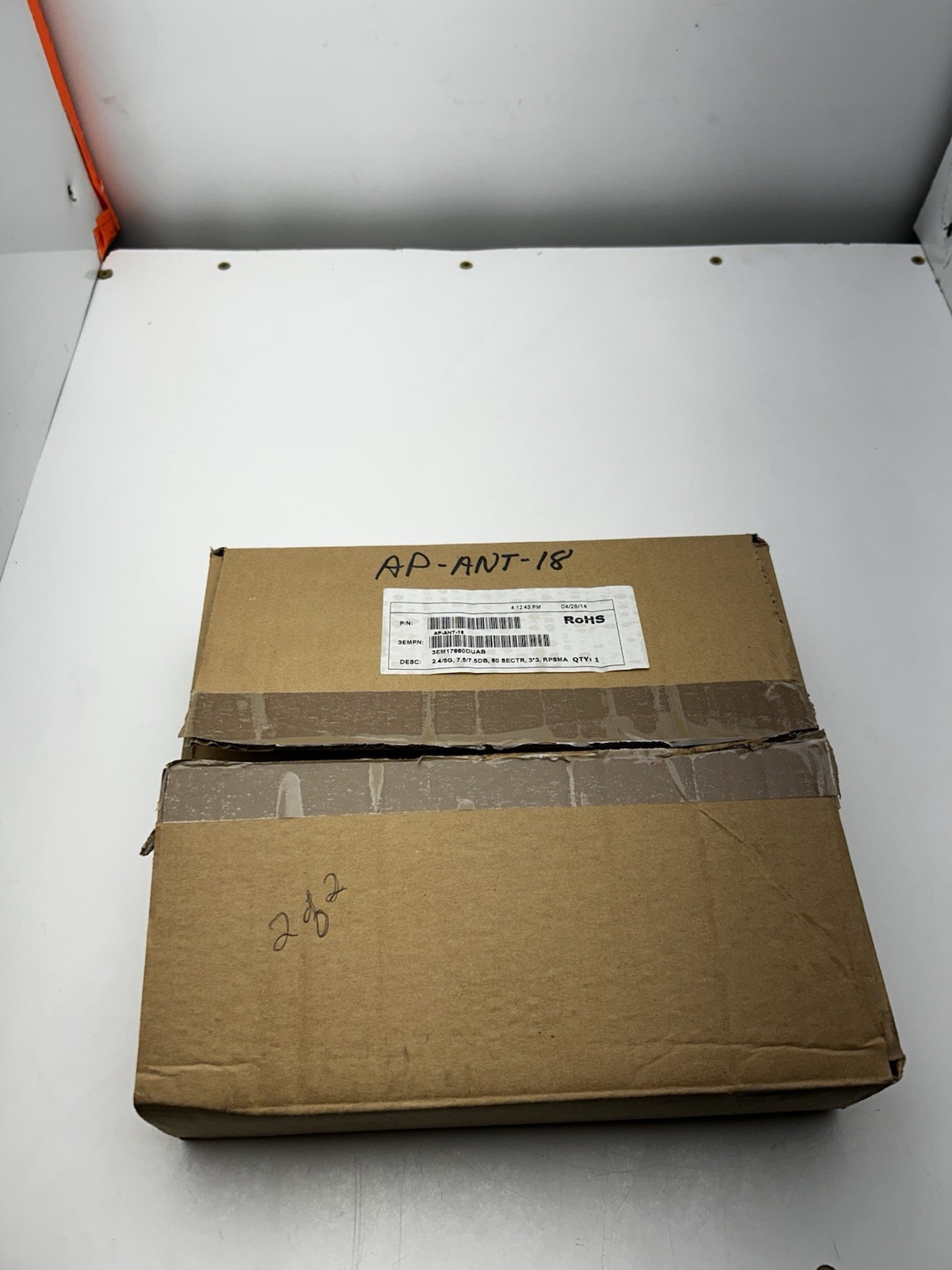 Aruba Networks AP-ANT-18 Dual Band Sector Antenna M300310300015 5.15-5.875 GHz