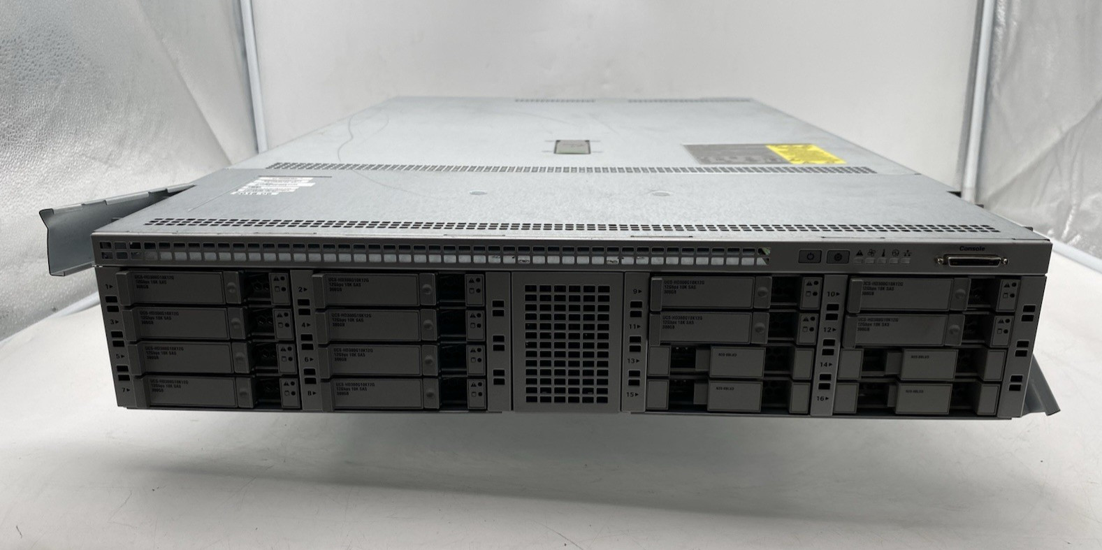 CISCO UCS C240 M4 Xeon E5-2680v3 2.5GHz 64GB RAM 3.6TB Storage (12x300GB HDD)