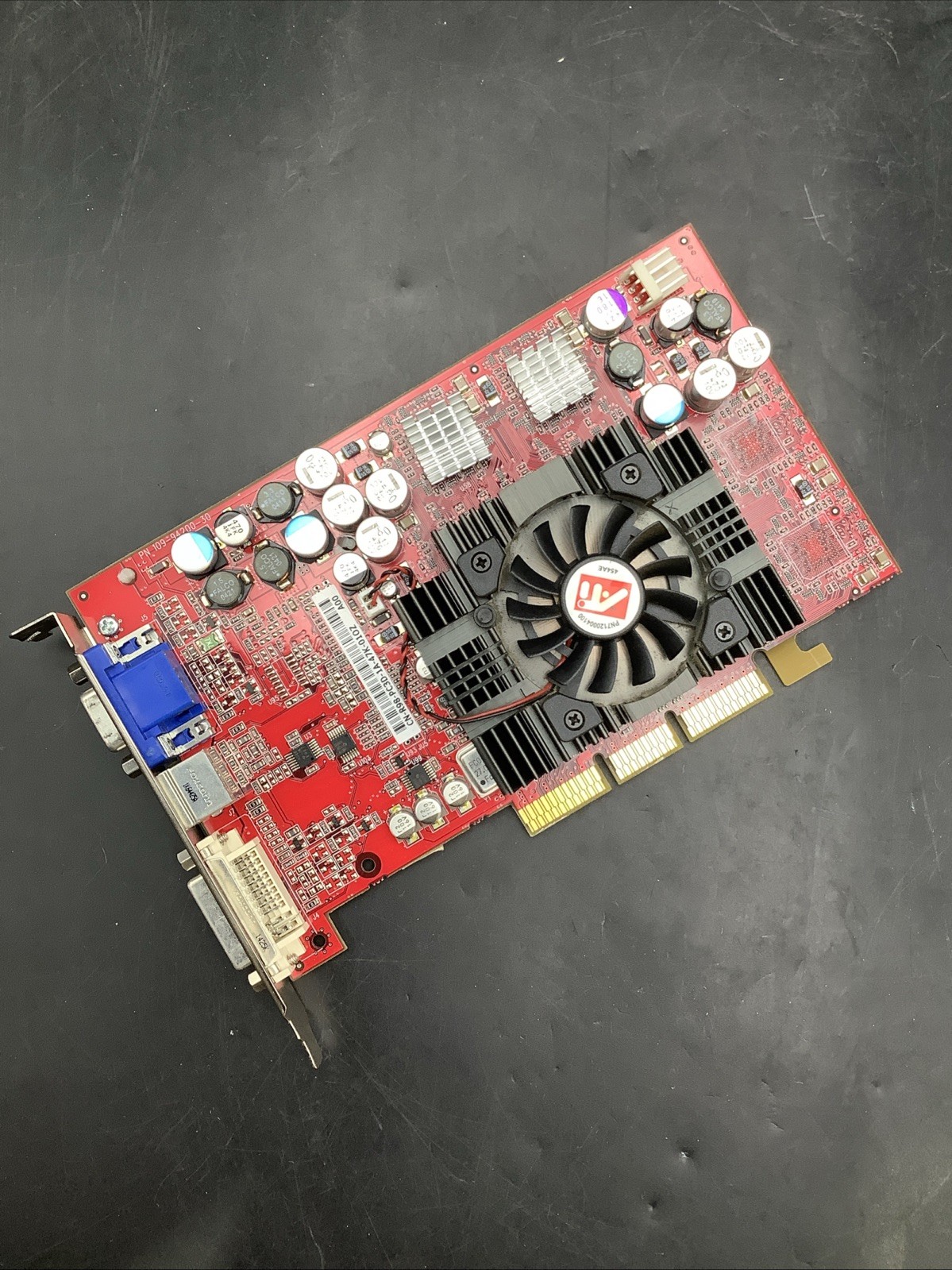 AGP card ATI Radeon 109-94200-30 Rev A02 1029421933 DVI TV VGA  | 