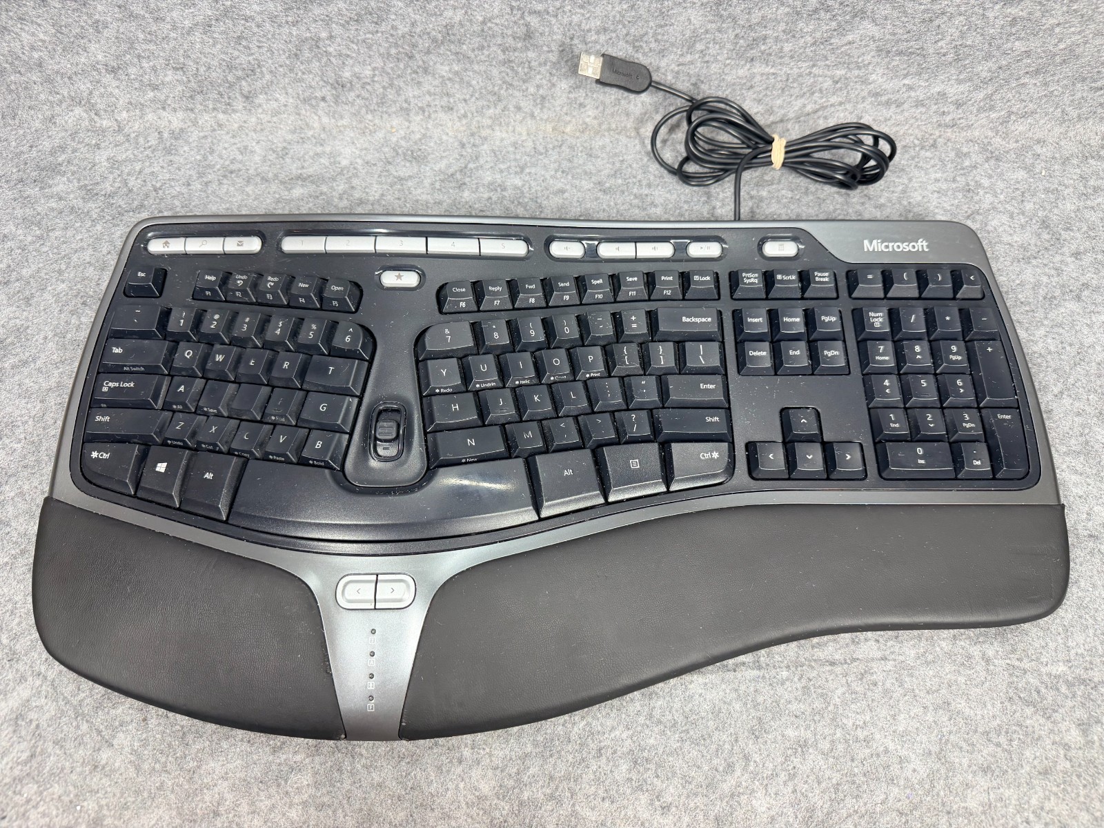 Microsoft Natural Ergonomic Keyboard 4000 v1.0 USB Wired Keyboard Tested Cleaned