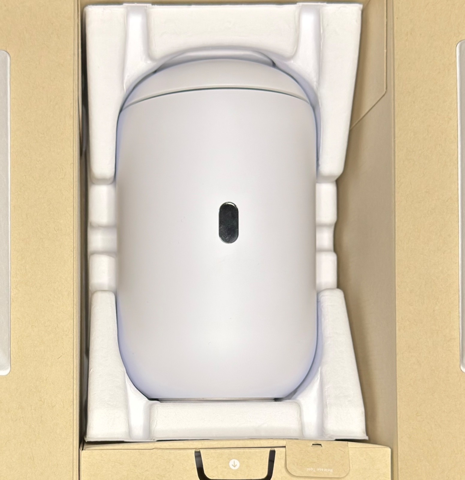 Ubiquiti UniFi Dream Machine UDR6 WiFi Router