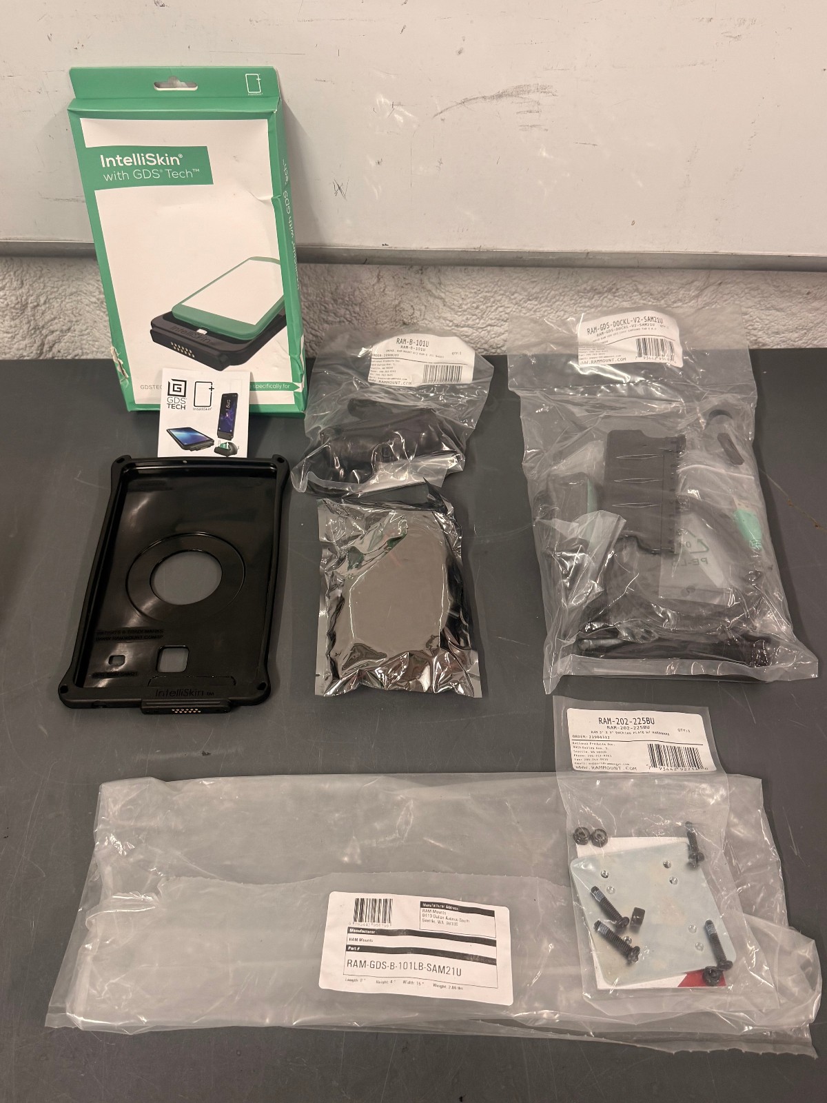 RAM Mounts GDS Bundle Kit w/ Locking Dock for Samsung Galaxy Tab E 8. DASH MOUNT