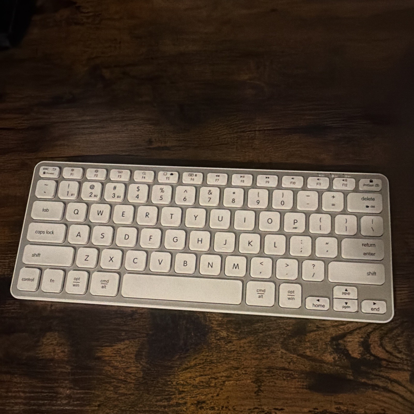 Macally wireless Bluetooth keyboard for Mac